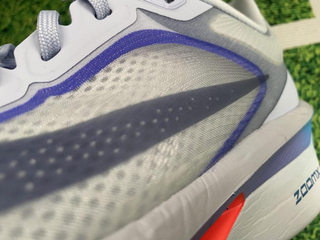 ズームフライ6アッパー